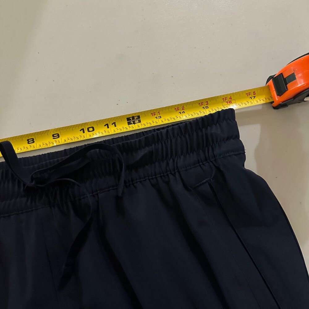 Talbots Navy Blue Crop Performance Quick Dry Pants Womens size Medium Petite NEW - Picture 8 of 11